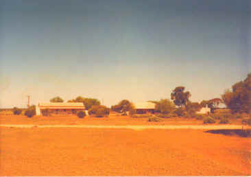 tardis.jpg (25734 bytes)